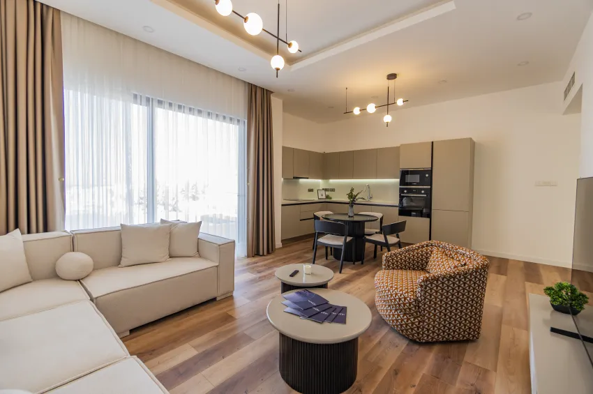 Karşıyaka Girne'de 2+1 Daire Havuzlu Lüks Sitede, Sosyal İmkanlar