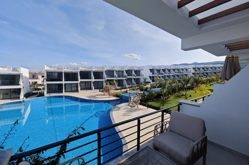 Fully Furnished 1-Bedroom Apartment with Roof Terrace – Pearl Island, Esentepe