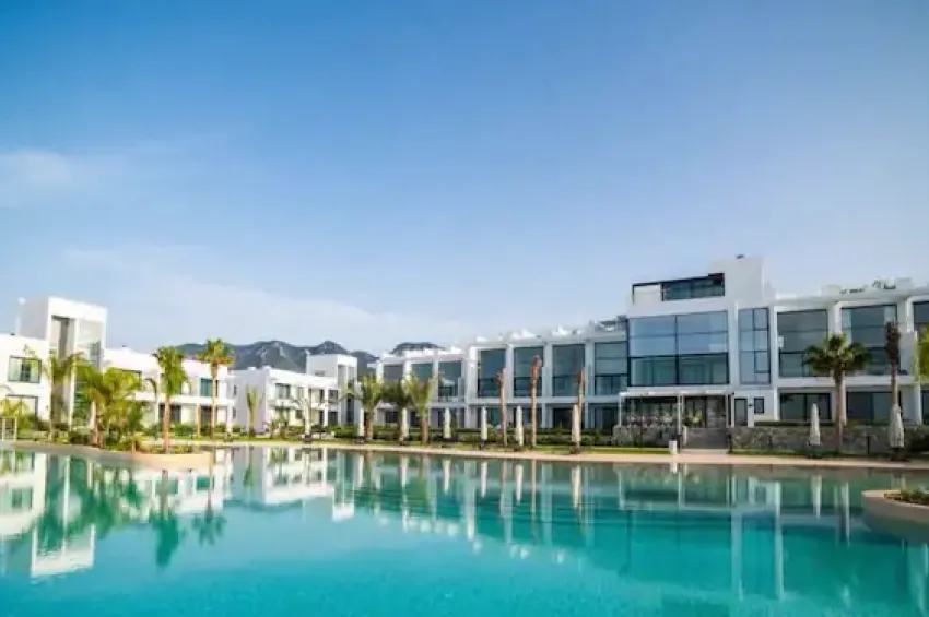 2+1 Daire Esentepe'de Havuzlu Sitede, Golf Sahası Yanında, Yüksek Kira Potansiyeli, Resort Yaşam