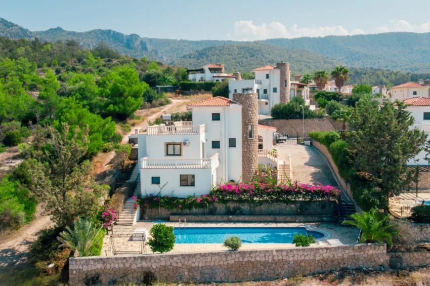 Stunning 5 Bedroom Fully Furnished Villa With Large Plot And Elevated Views