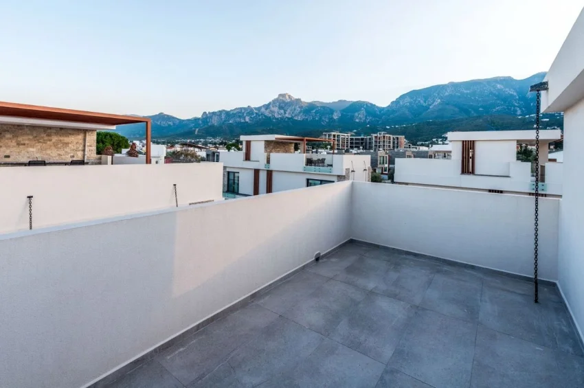 Villa mit 4 Schlafzimmer, voll möbliert, privater Pool, Dachterrasse