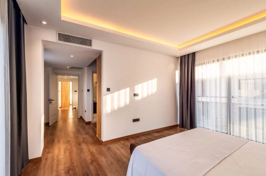 Villa mit 4 Schlafzimmer, voll möbliert, privater Pool, Dachterrasse