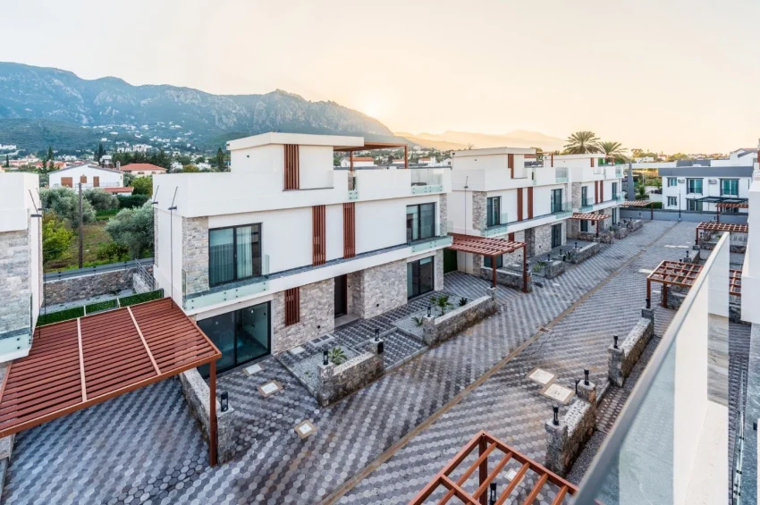 Villa mit 4 Schlafzimmer, voll möbliert, privater Pool, Dachterrasse
