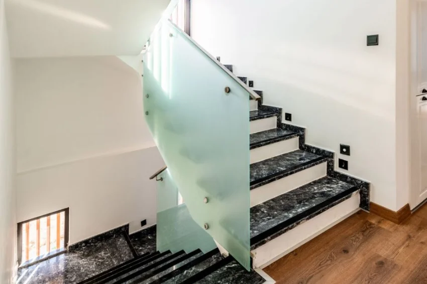 Villa mit 4 Schlafzimmer, voll möbliert, privater Pool, Dachterrasse
