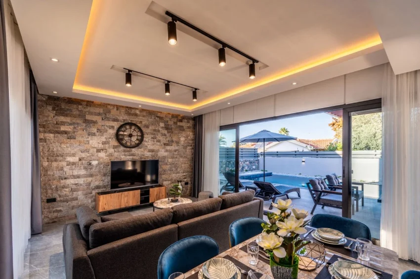 Villa mit 4 Schlafzimmer, voll möbliert, privater Pool, Dachterrasse