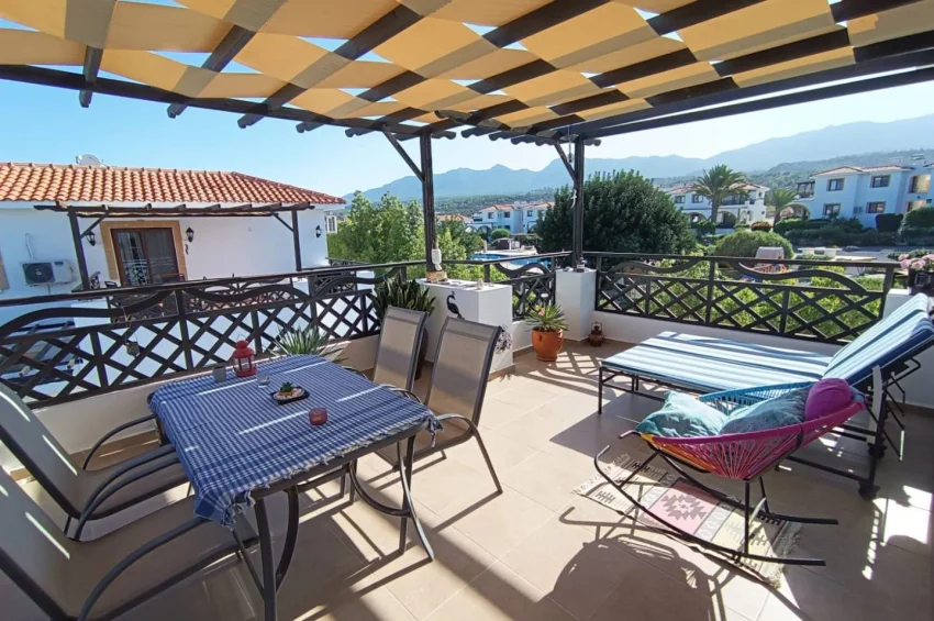 Stunning 1-Bedroom Penthouse with Sea and Mountain Views