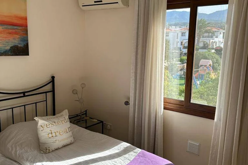 Stunning 1-Bedroom Penthouse with Sea and Mountain Views