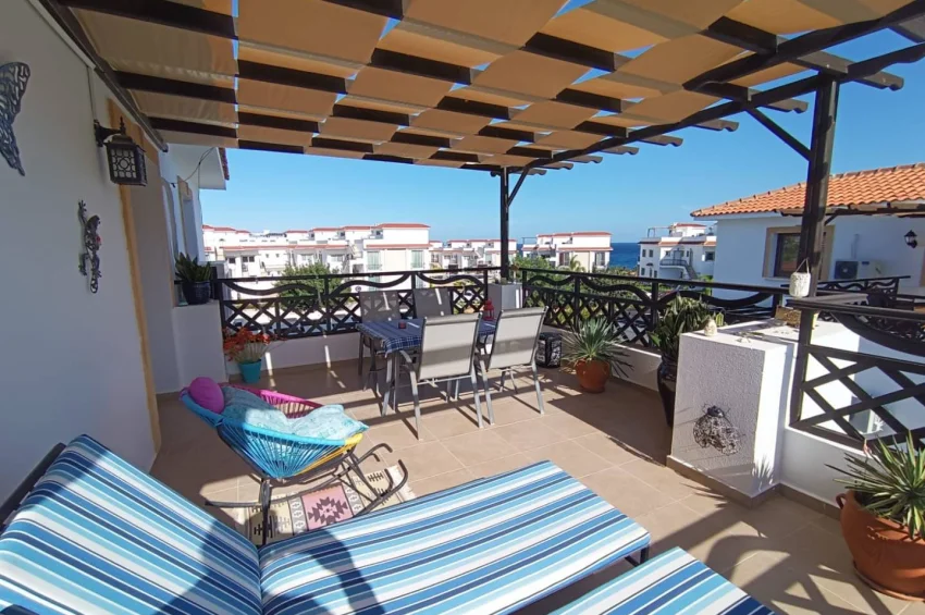 Stunning 1-Bedroom Penthouse with Sea and Mountain Views