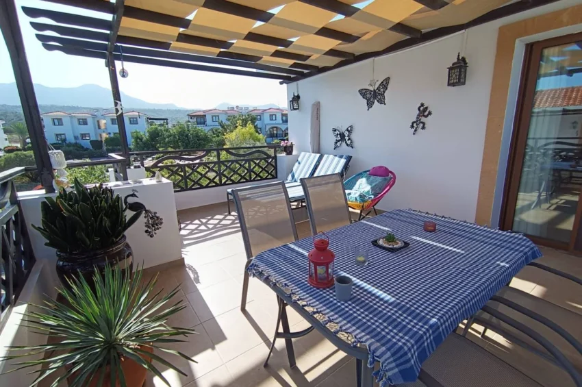 Stunning 1-Bedroom Penthouse with Sea and Mountain Views