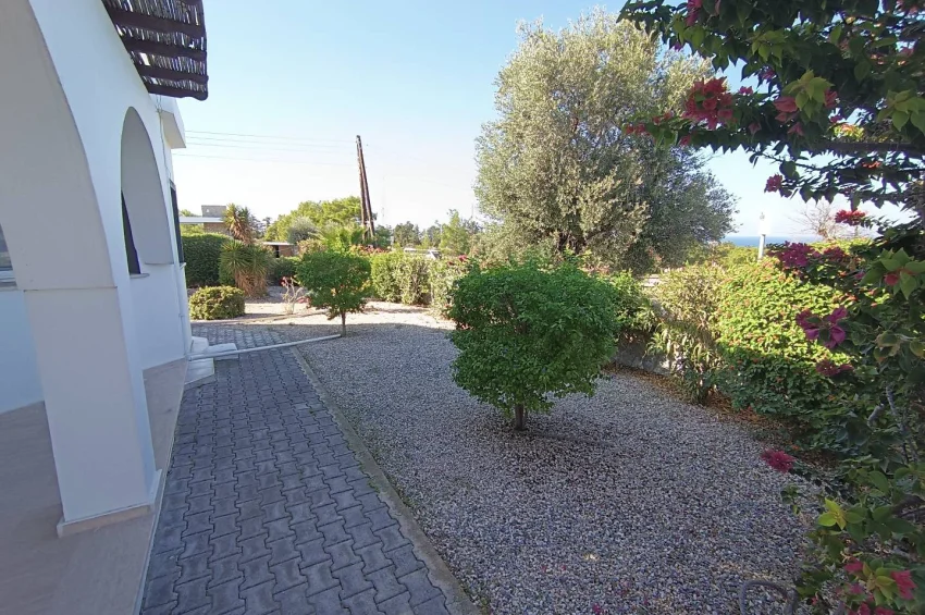 Luxury 4 Bedroom Seaview Villa in Esentepe