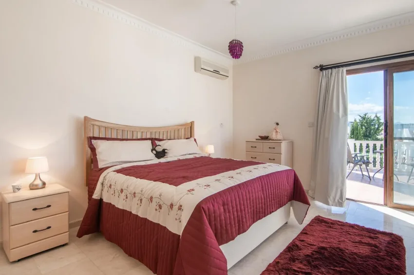 Muhteşem Deniz Manzaralı Konut Aile Evi