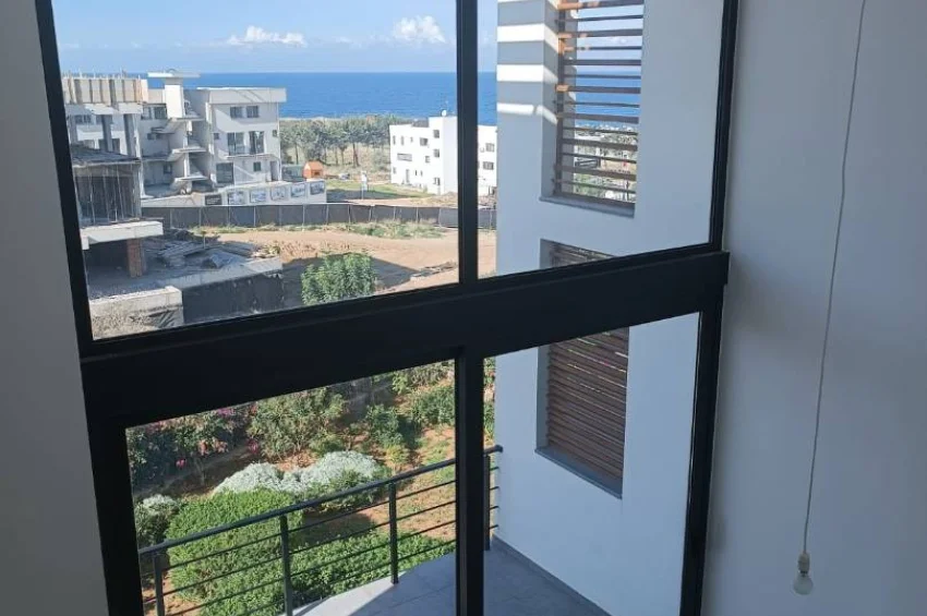 Snyggt 2 sovrum loft med panoramautsikt och oas på taket i Esentepe, Kyrenia