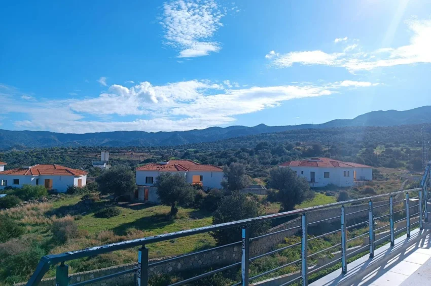 Girne Esentepe'de Panoramik Manzaralı Büyüleyici Stüdyo