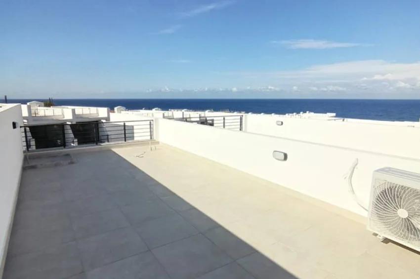 Girne Esentepe'de Panoramik Manzaralı Büyüleyici Stüdyo