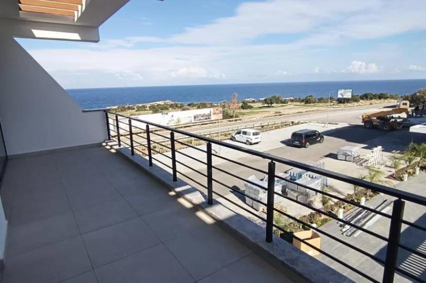 Anspruchsvolle 2 Schlafzimmer Wohnung mit großer Dachterrasse und Meerblick in Esentepe, Kyrenia
