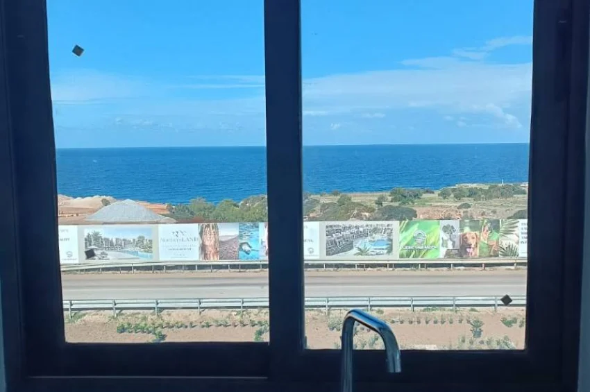 Anspruchsvolle 2 Schlafzimmer Wohnung mit großer Dachterrasse und Meerblick in Esentepe, Kyrenia