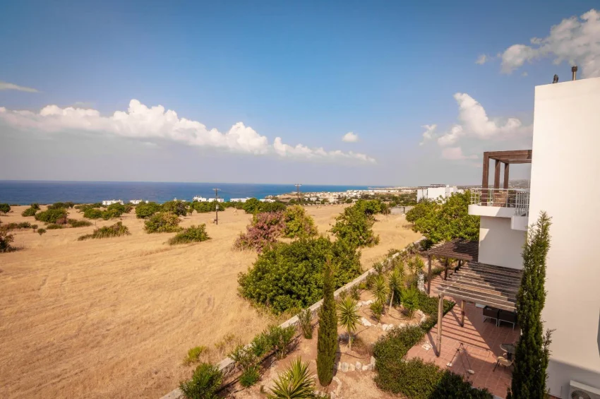 Fengende kystliv: Penthouse med 2 soverom i Bahçeli, Kyrenia