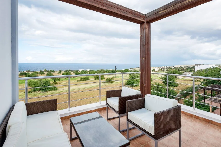 Fengende kystliv: Penthouse med 2 soverom i Bahçeli, Kyrenia