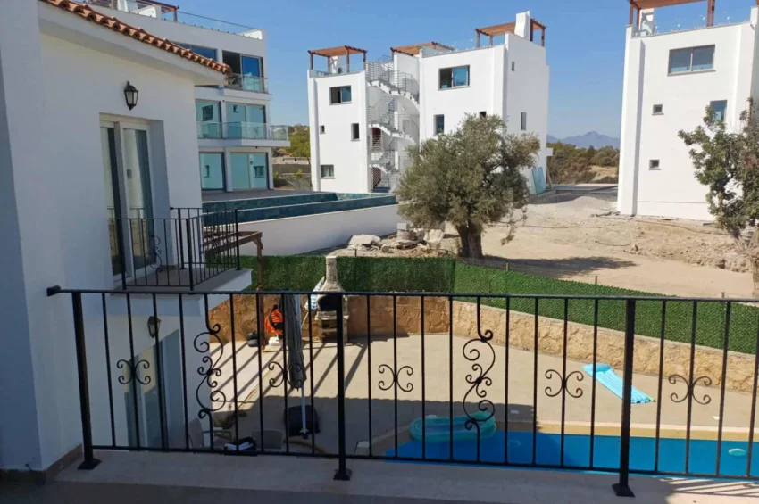 Privat villa med 3 sovrum med pool och utsikt i Esentepe