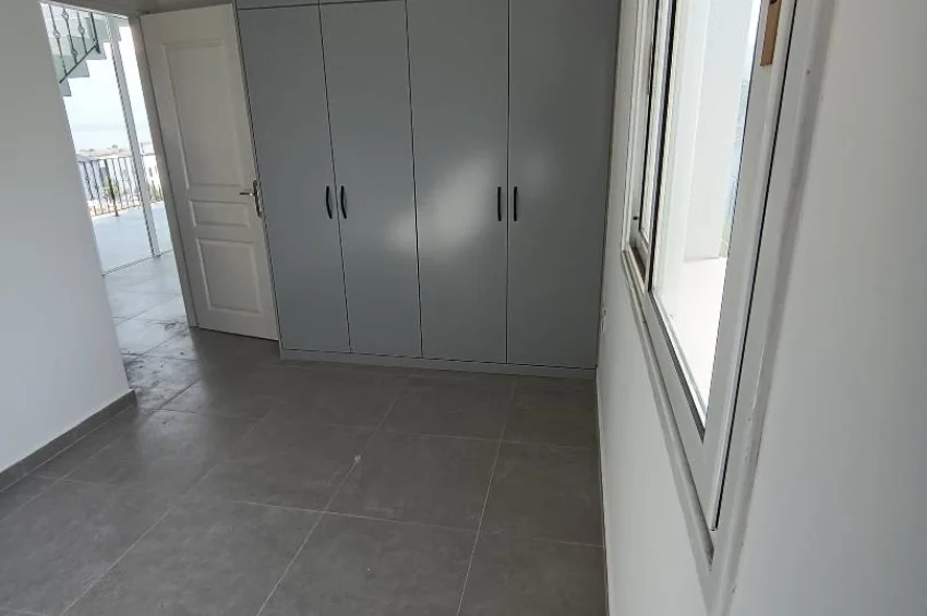 Neu renoviertes Penthouse mit 2 Schlafzimmer in Bahçeli