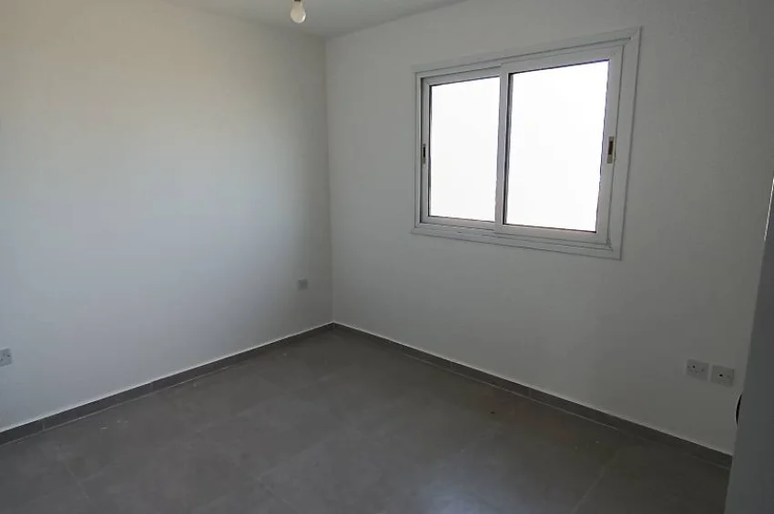 Neu renoviertes Penthouse mit 2 Schlafzimmer in Bahçeli
