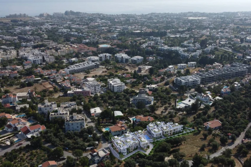 Modern 2 Bedroom Apartment with Private Pool in a Gated Complex, Alsancak Kyrenia