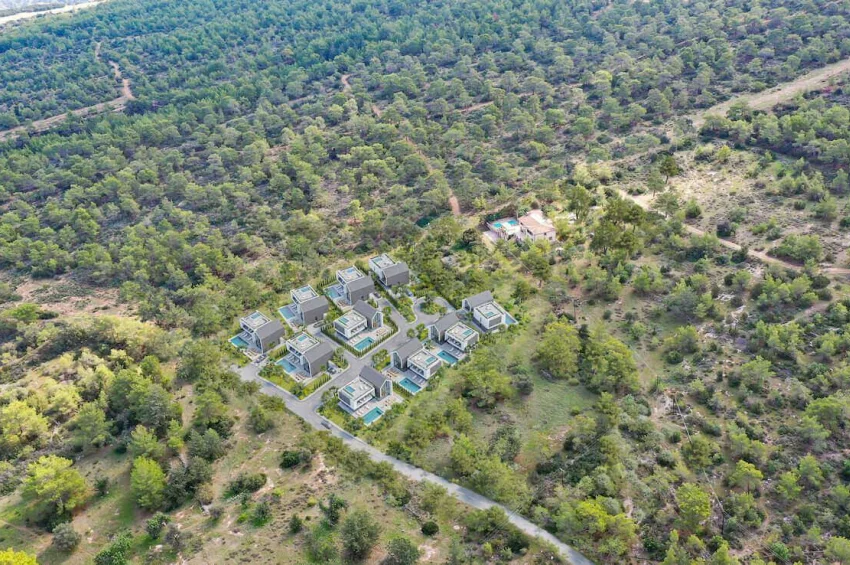 Luxuriöse Villa mit 4 Schlafzimmer in Esentepe mit natürlicher Umgebung