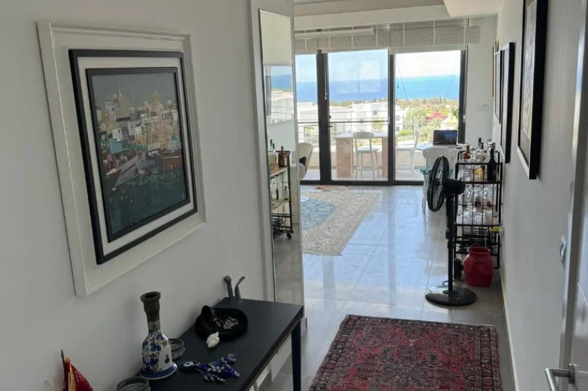 Modernes Penthouse mit 2 Schlafzimmer in Esentepe mit unverbautem Meerblick und zusätzlichem Lagerraum