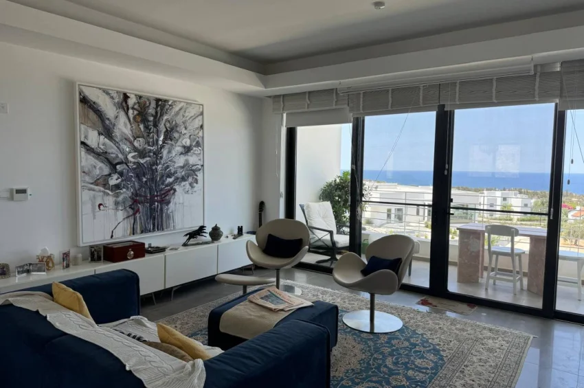 Modernes Penthouse mit 2 Schlafzimmer in Esentepe mit unverbautem Meerblick und zusätzlichem Lagerraum