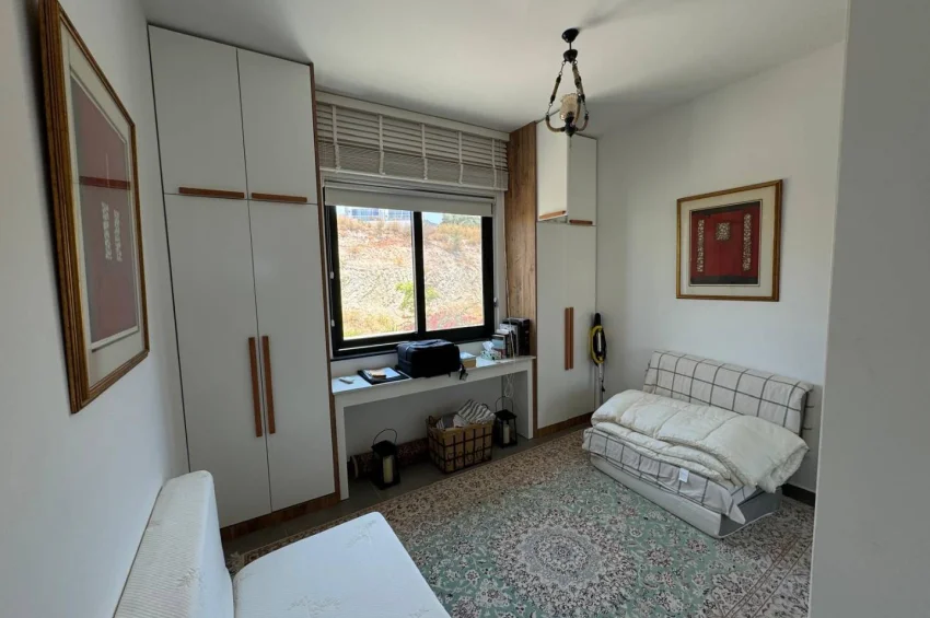 Modernes Penthouse mit 2 Schlafzimmer in Esentepe mit unverbautem Meerblick und zusätzlichem Lagerraum