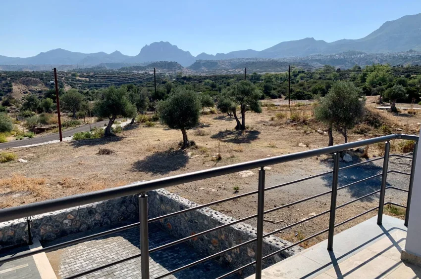 Modern Brand 4 sovrum villa i Catalkoy med pool, havsutsikt