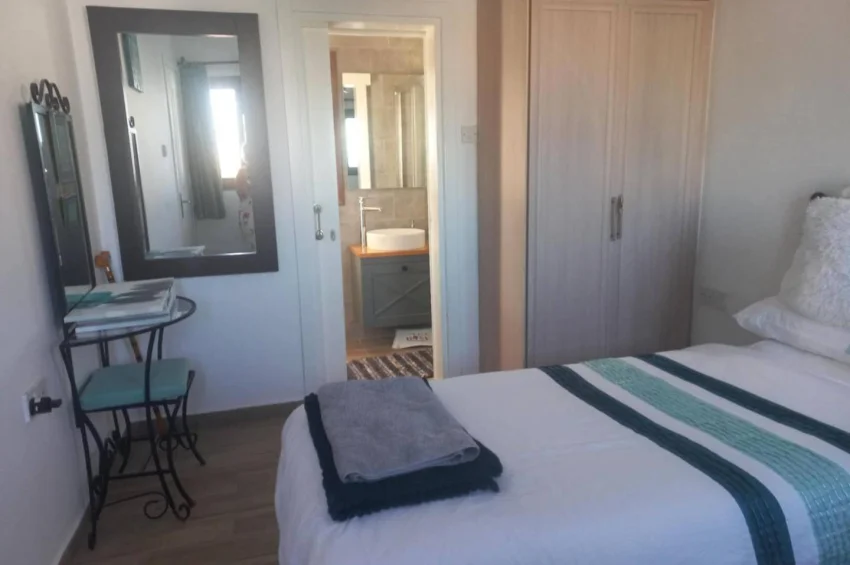 Oppdag Luksus og Komfort ved Middelhavet – 4-Soveroms Villa