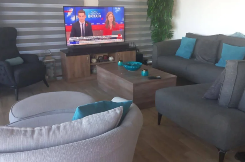 Oppdag Luksus og Komfort ved Middelhavet – 4-Soveroms Villa