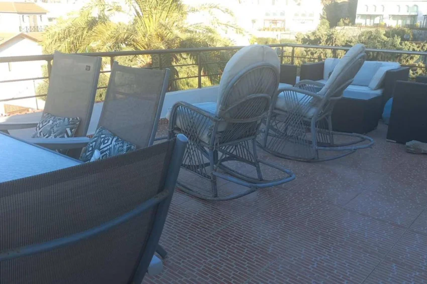 Oppdag Luksus og Komfort ved Middelhavet – 4-Soveroms Villa