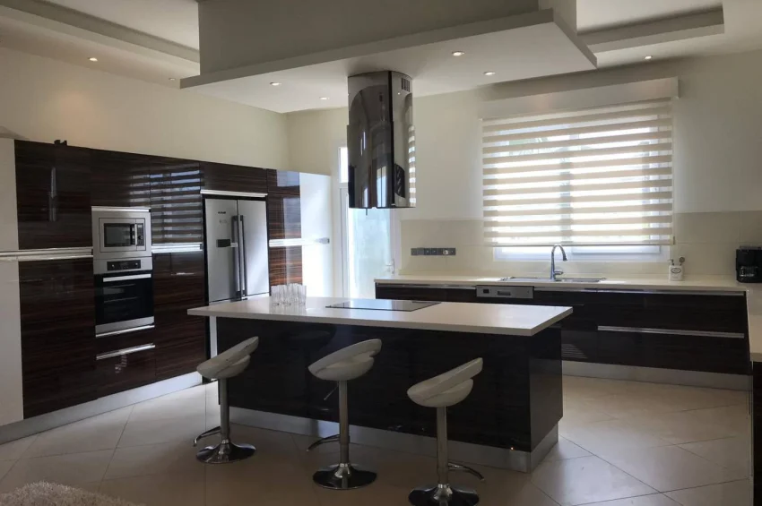 Luksuriøs Miljøvennlig Villa i Çatalköy