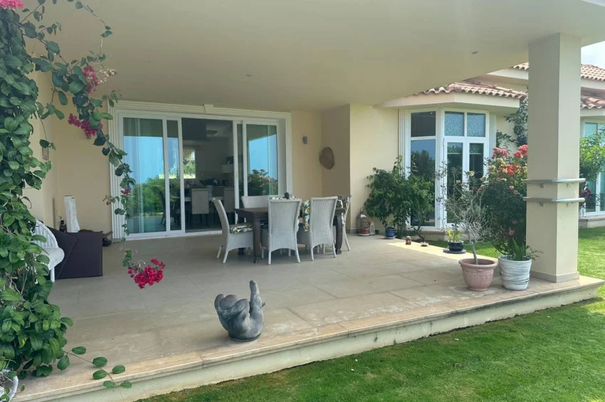 Luksuriøs Miljøvennlig Villa i Çatalköy