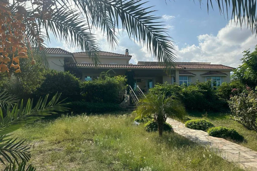 Luksuriøs Miljøvennlig Villa i Çatalköy