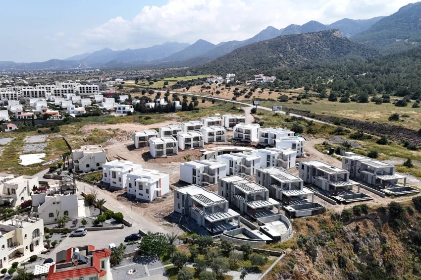 Villa med 4 sovrum i Esentepe Bahçeli med privat pool inom gångavstånd till havet