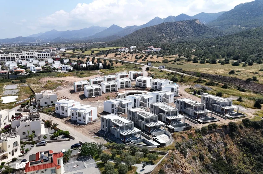 Villa med 4 sovrum i Esentepe Bahçeli med privat pool inom gångavstånd till havet