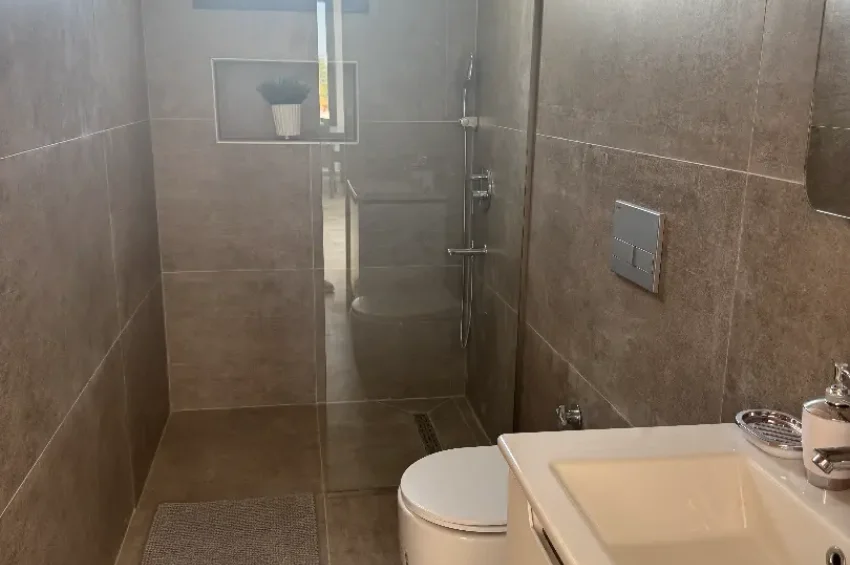 Moderne Eleganse med Fantastisk Havutsikt