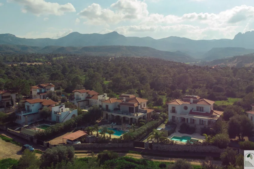Korineum Golf Sahası Yakınında Gizli Bir Akdeniz Cenneti