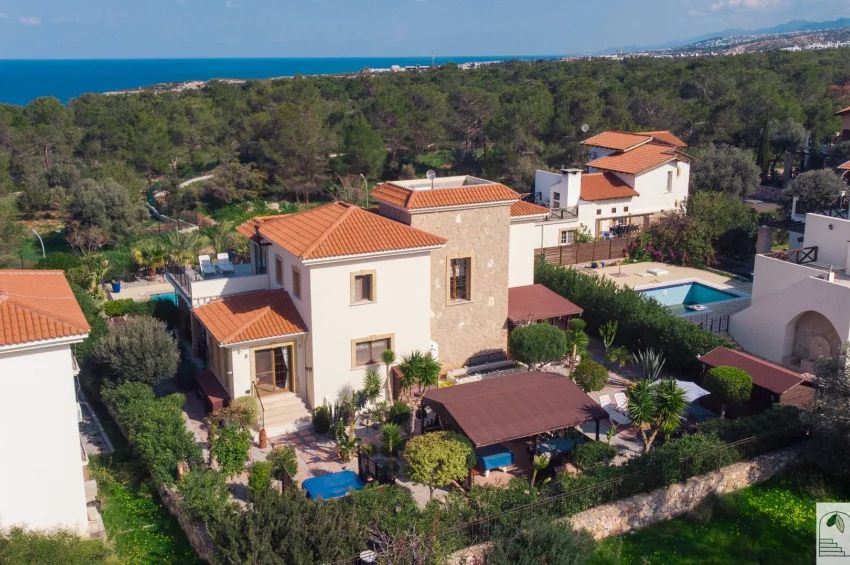 Korineum Golf Sahası Yakınında Gizli Bir Akdeniz Cenneti
