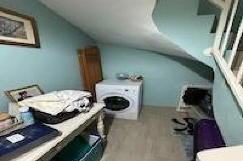 Wyremontowana willa typu triplex z zachwycającym widokiem na morze i udogodnieniami premium w Bahçeli