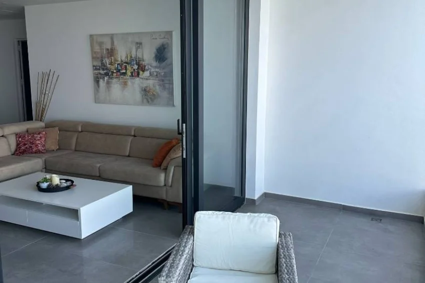 2 Bedroom Penthouse with Sea Views in Esentepe