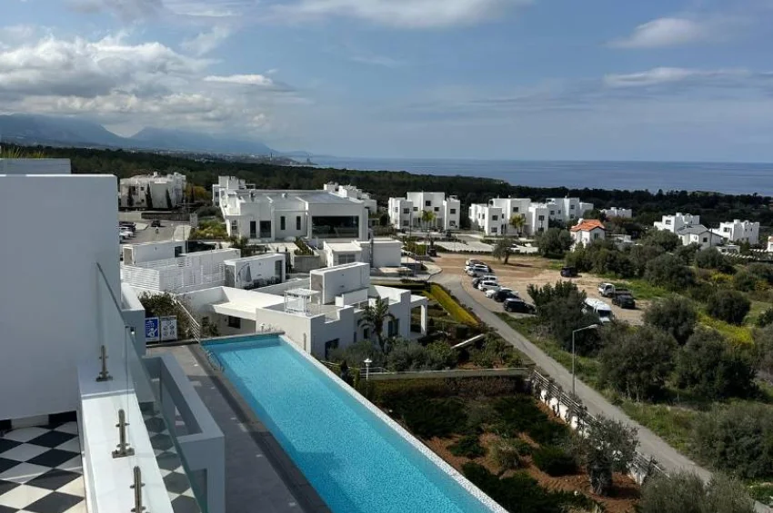 2 Bedroom Penthouse with Sea Views in Esentepe