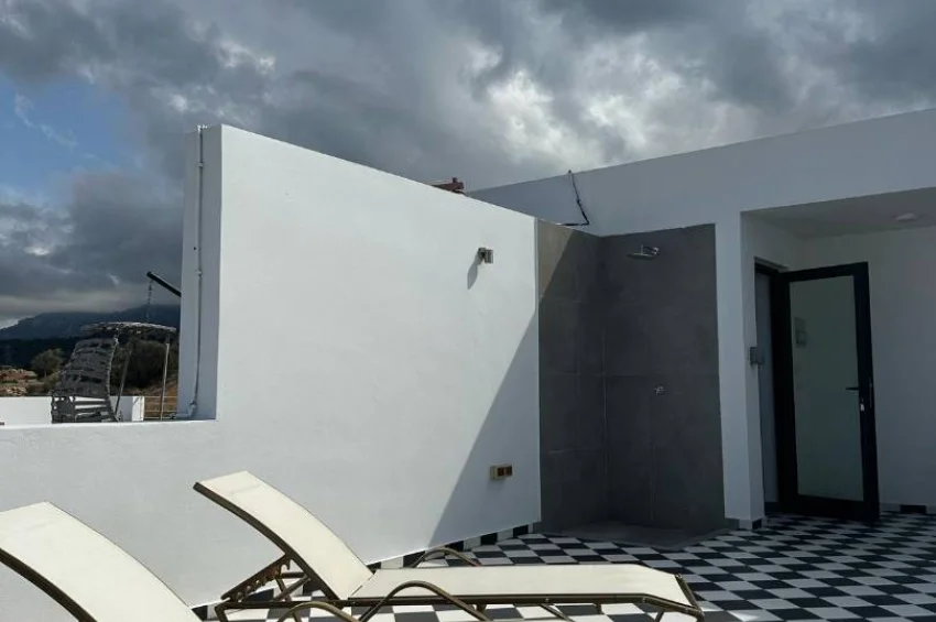 2 Bedroom Penthouse with Sea Views in Esentepe
