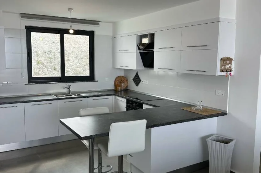 2 Bedroom Penthouse with Sea Views in Esentepe