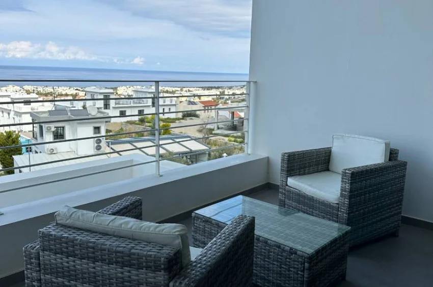2 Bedroom Penthouse with Sea Views in Esentepe