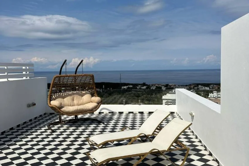 2 Bedroom Penthouse with Sea Views in Esentepe