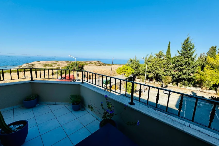 Erwachen Sie am Meer: Wunderschön gepflegte 3 Schlafzimmer Wohnung in Bahçeli